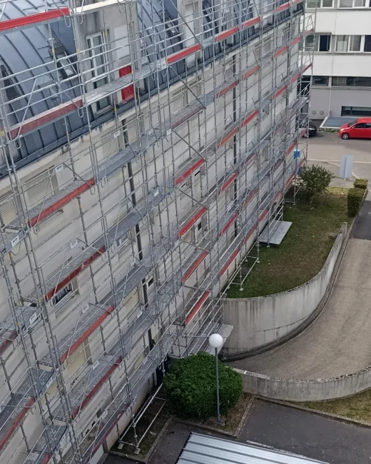 Grand linéaire d’échafaudage de façade à Pontoise (95), réceptionné le 14/09/2026